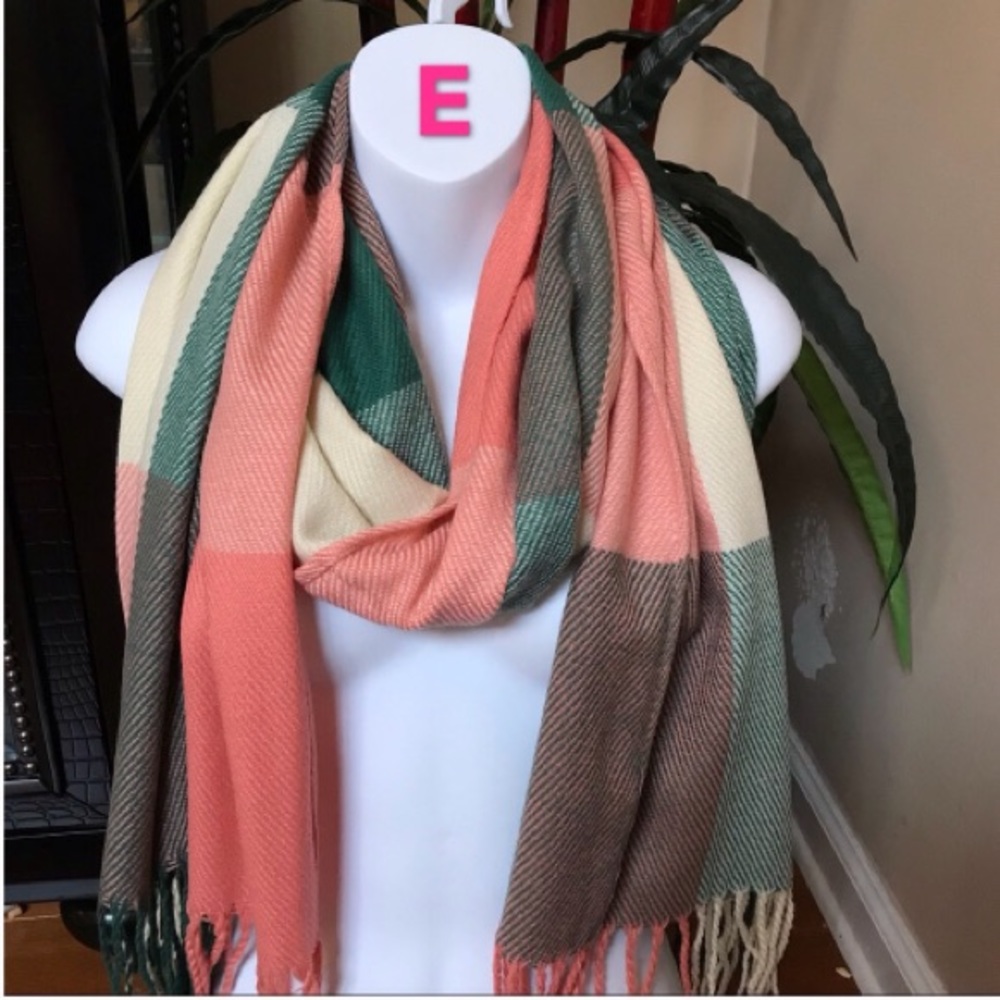 New Winter Blanket Plaid Scarf - Picture 2 of 4